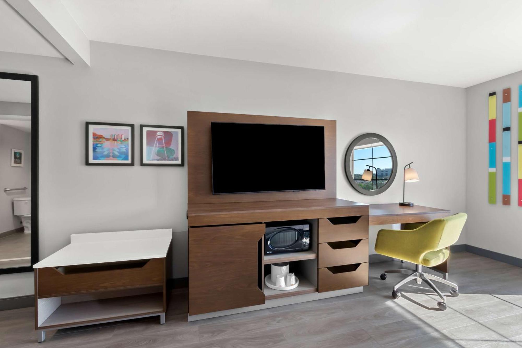 Hampton Inn & Suites Phoenix/Gilbert Exterior photo