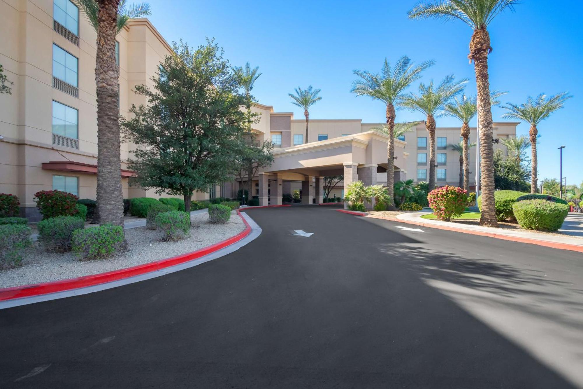 Hampton Inn & Suites Phoenix/Gilbert Exterior photo